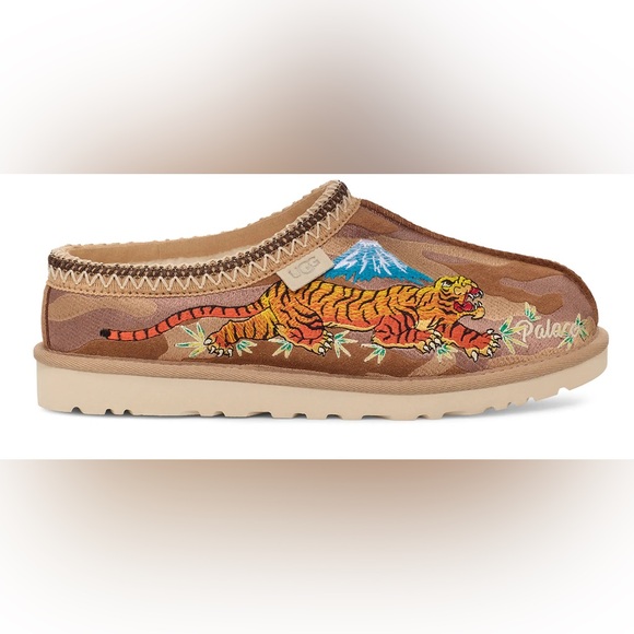 Palace x UGG - Picture 2 of 2